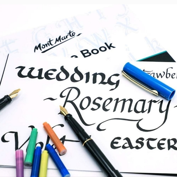 NIB Mont Marte Calligraphy Set Signature 32 PC Set - Picture 6 of 6